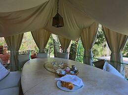 Casa Vacanze a Sassetta con Giardino