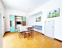 Belvilla by OYO Lovely Villa With Private Garden