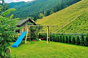 Large, Detached Holiday Home in Muhr