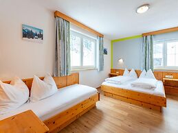 Large Apartment With a Large Balcony in Kappl