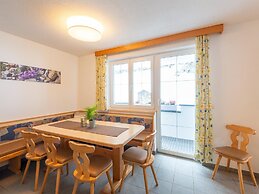 Large Apartment With a Large Balcony in Kappl