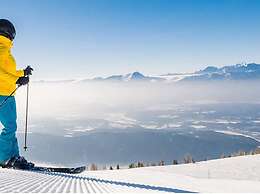 Bungalow Directly on Lake Ossiach