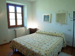 Belvilla by OYO Villa With Private Heated Pool