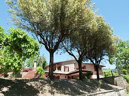 Belvilla by OYO Villa With Private Heated Pool