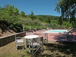 Belvilla by OYO Villa With Private Heated Pool