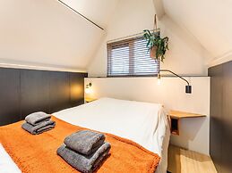 Stylish Holiday Home With Private Garden