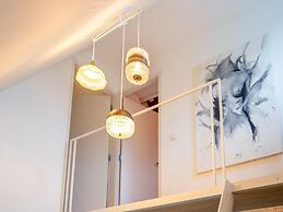 Stylish Holiday Home With Private Garden