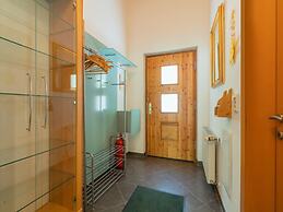 Group Apartment in Reitleben Directly on the Lake