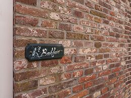 The Old Farmhouse With Terrace in Montfoort