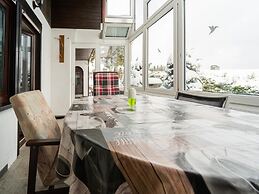 Cozy Holiday Home With Terrace and Garden