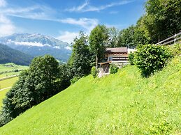 Cosy Holiday Home at the Wildkogel