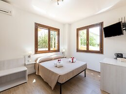 Apartment With Exclusive Swimming Pool