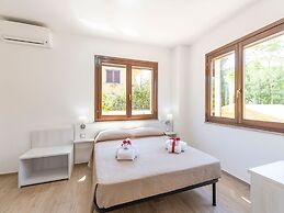 Apartment With Exclusive Swimming Pool