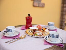 Apartment With Exclusive Swimming Pool