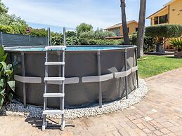 Apartment With Exclusive Swimming Pool