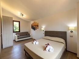 Apartment With Exclusive Swimming Pool