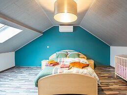 Pleasant Holiday Home in Wallonie With Garden