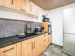 Pleasant Holiday Home in Wallonie With Garden