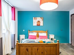 Pleasant Holiday Home in Wallonie With Garden