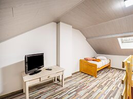 Pleasant Holiday Home in Wallonie With Garden