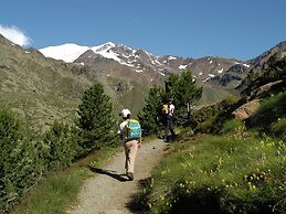 Belvilla by OYO Dossi