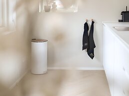 Holiday Home in Vrouwenpolder With Garden