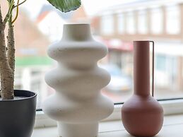 Holiday Home in Vrouwenpolder With Garden