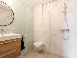 Holiday Home in Vrouwenpolder With Garden