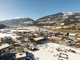 Beautiful Two-room Apartment in Hollersbach