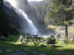 Beautiful Two-room Apartment in Hollersbach