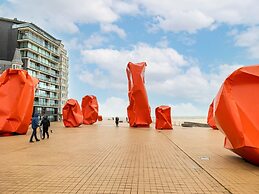 Apartment in Oostende With Balcony