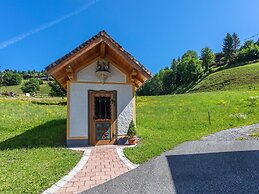 Holiday Home in Saalbach Near the Gondola Lift