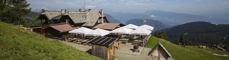 Holiday Home in Bodensdorf Near the Lake