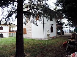 Belvilla by OYO Casa Delle Aquile