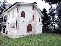 Belvilla by OYO Casa Delle Aquile