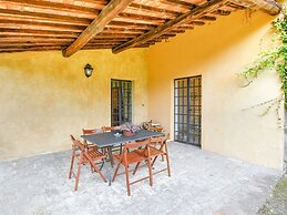 Belvilla by OYO Rustic House With Private Garden