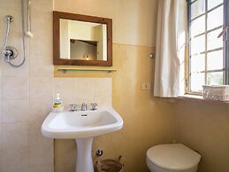 Belvilla by OYO Rustic House With Private Garden