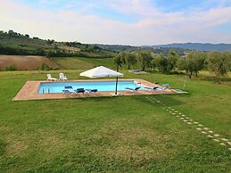 Belvilla by OYO Villa Torri