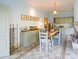 Belvilla by OYO Villa Sparina