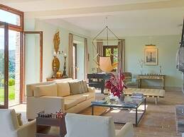 Belvilla by OYO Villa Sparina