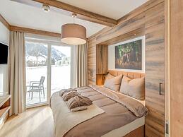 Golden Lodges Rauris Resort With ski Storage