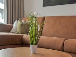 Golden Lodges Rauris Resort With ski Storage