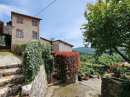 Belvilla by OYO Casa Orbicciano & Nido D'amore