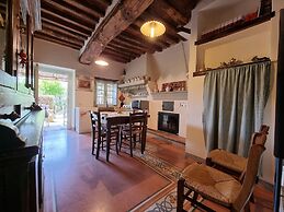 Belvilla by OYO Casa Orbicciano & Nido D'amore