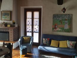 Apartment by Lago D'idro With Balcony