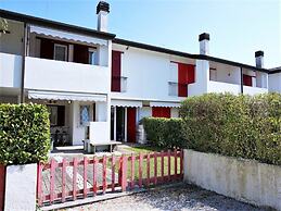 Family Villa With Private Garden