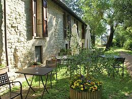 Belvilla by OYO Colombaia