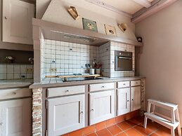 Restful Holiday Home in Koksijde With Hot Tub and Sauna