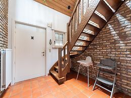 Restful Holiday Home in Koksijde With Hot Tub and Sauna