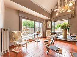 Restful Holiday Home in Koksijde With Hot Tub and Sauna